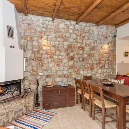 Gianni's House Holiday home Omalos